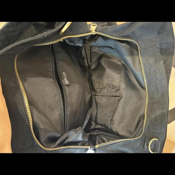 Kipling Kellyn Handbag in Black - Picture 7 of 7
